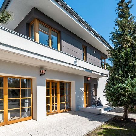 Serenity Prague Villa With Garden Jacuzzi Экстерьер фото