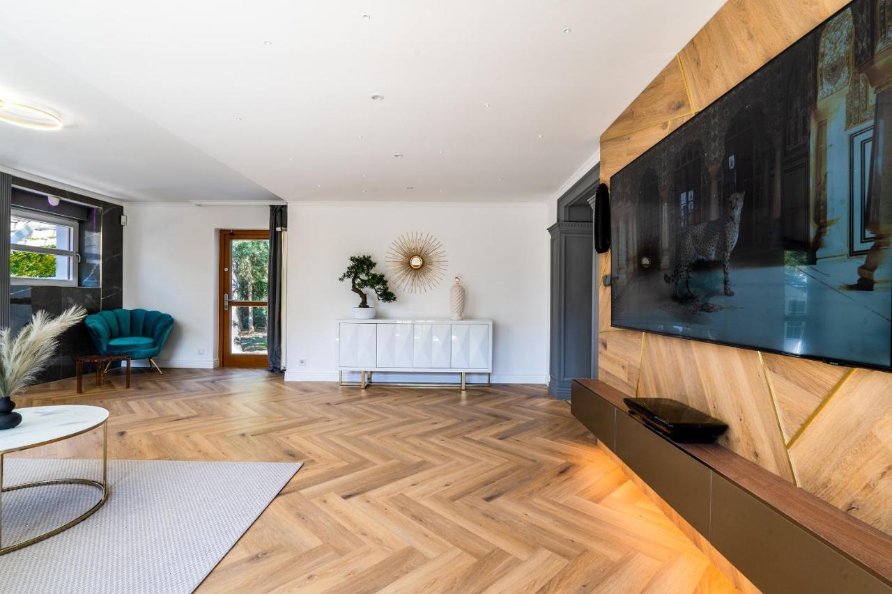 Serenity Prague Villa With Garden Jacuzzi Экстерьер фото