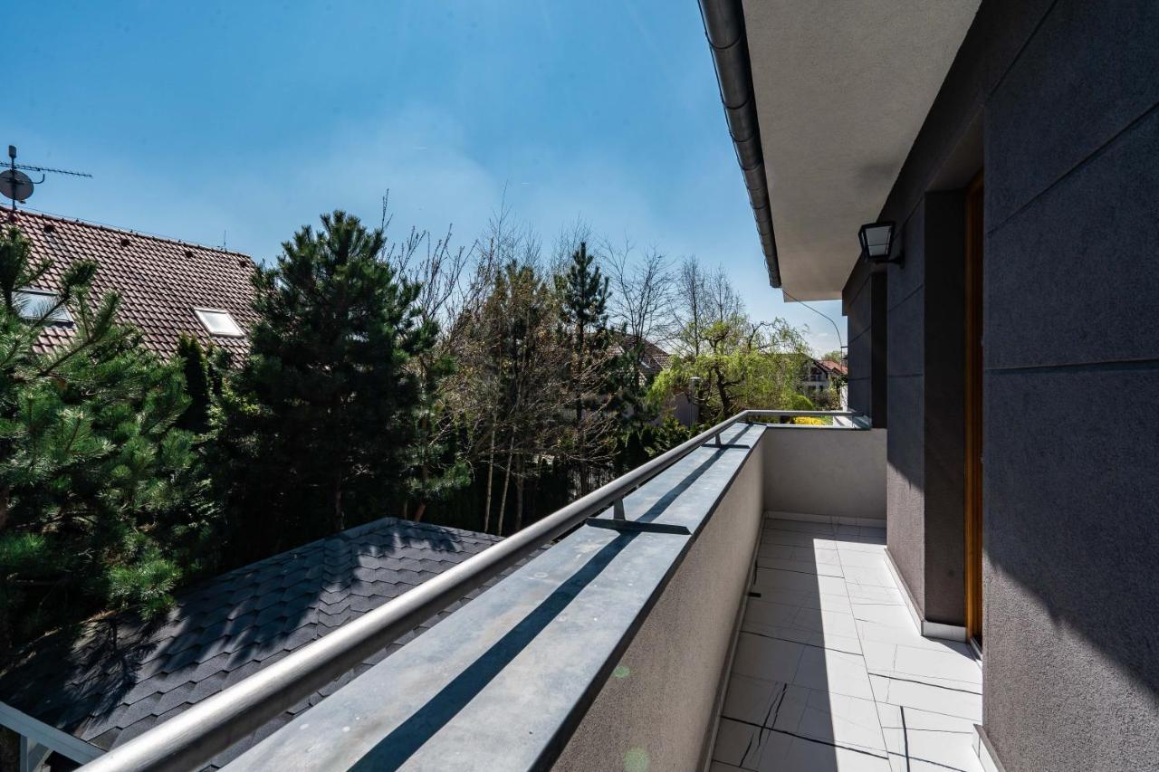 Serenity Prague Villa With Garden Jacuzzi Экстерьер фото